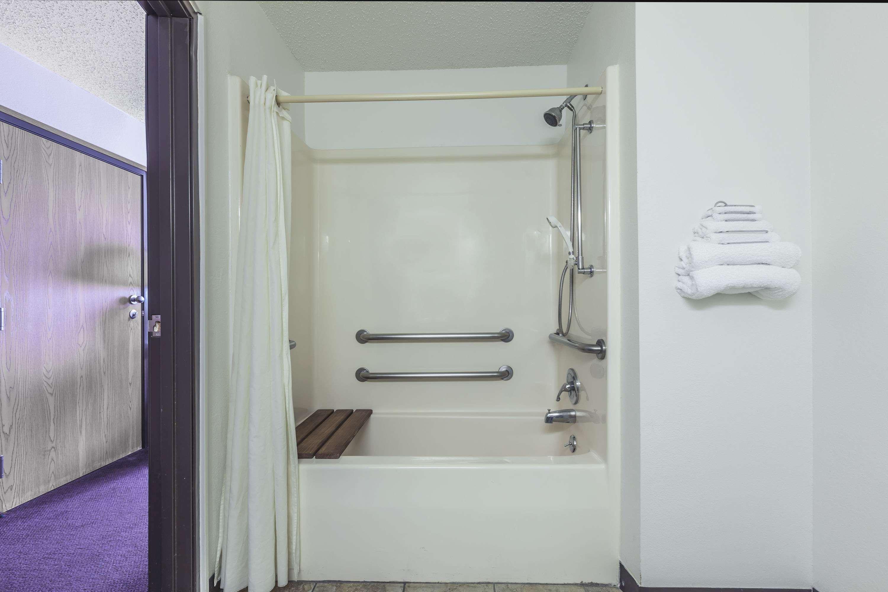 Super 8 By Wyndham Irving Dfw Airport/South Hotel Екстериор снимка